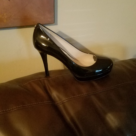 Michael Kors platform heels - Picture 2 of 4